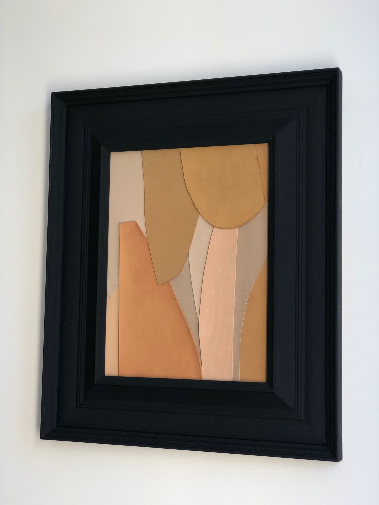 COLLECTION CUIR. Composition abstraite 60x50