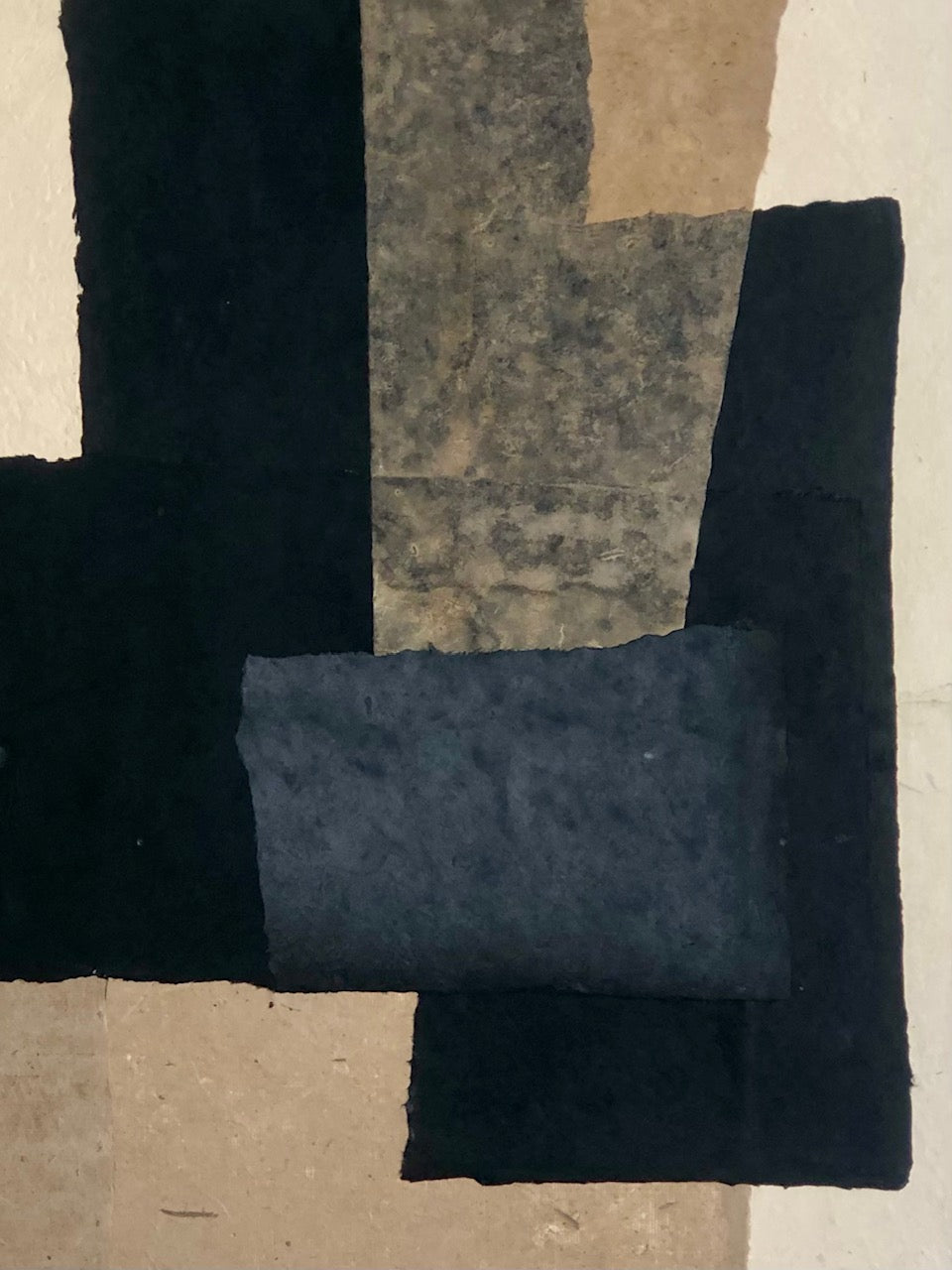 COLLECTION HB. Collage papiers & feuille d'or 80x60cm