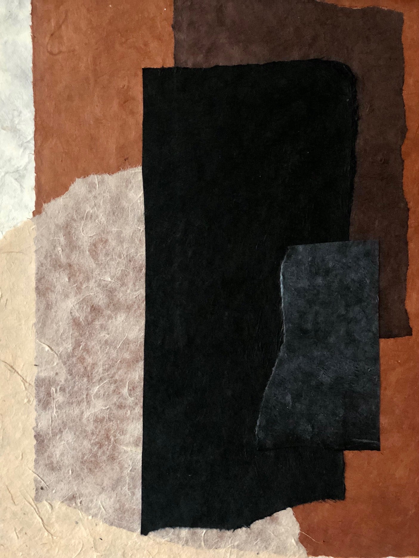 COLLECTION HB. Composition abstraite de papiers 52x42cm